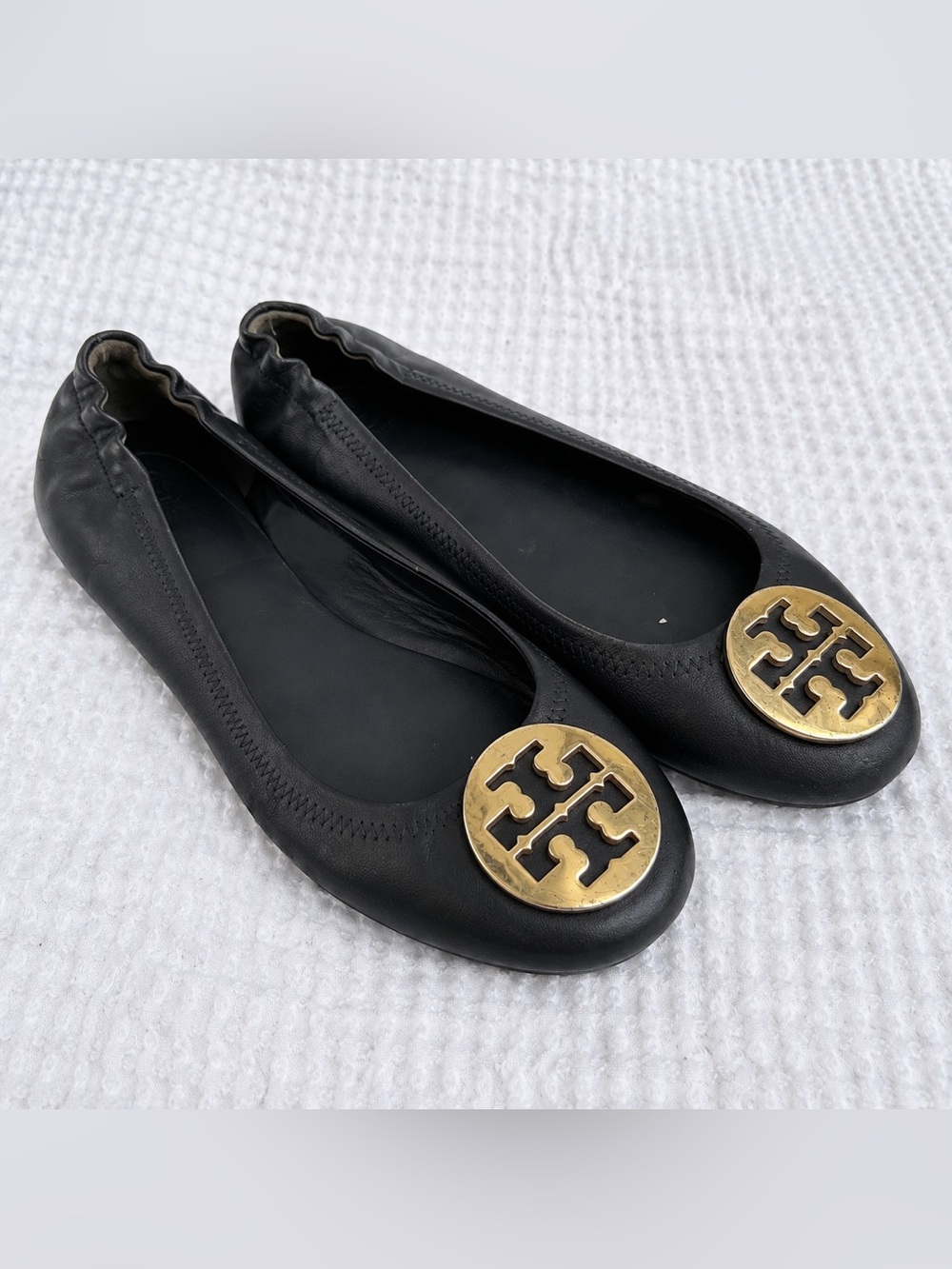 Tory Burch Reva Black Leather Ballet Flats Gold Logo Women’s Size 9